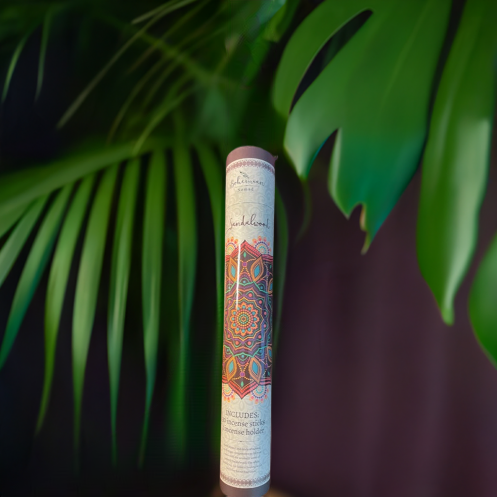 Incienso y soporte Bohemian Nomad con aroma a sándalo